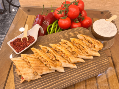 Tavuklu Pide  | 75,00